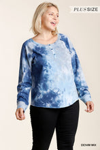 Load image into Gallery viewer, Tie-dye Button Front Long Raglan Sleeve Top With Raw Hem