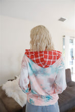 Load image into Gallery viewer, Feather &amp; Tie-dye Print Contrast Plaid Hood Sweater
