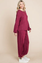 Load image into Gallery viewer, Two Tone Solid Warm And Soft Hacci Brush Loungewear Set