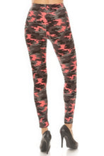 Load image into Gallery viewer, Camouflage Printed High Waisted Leggings With Elastic Waistband